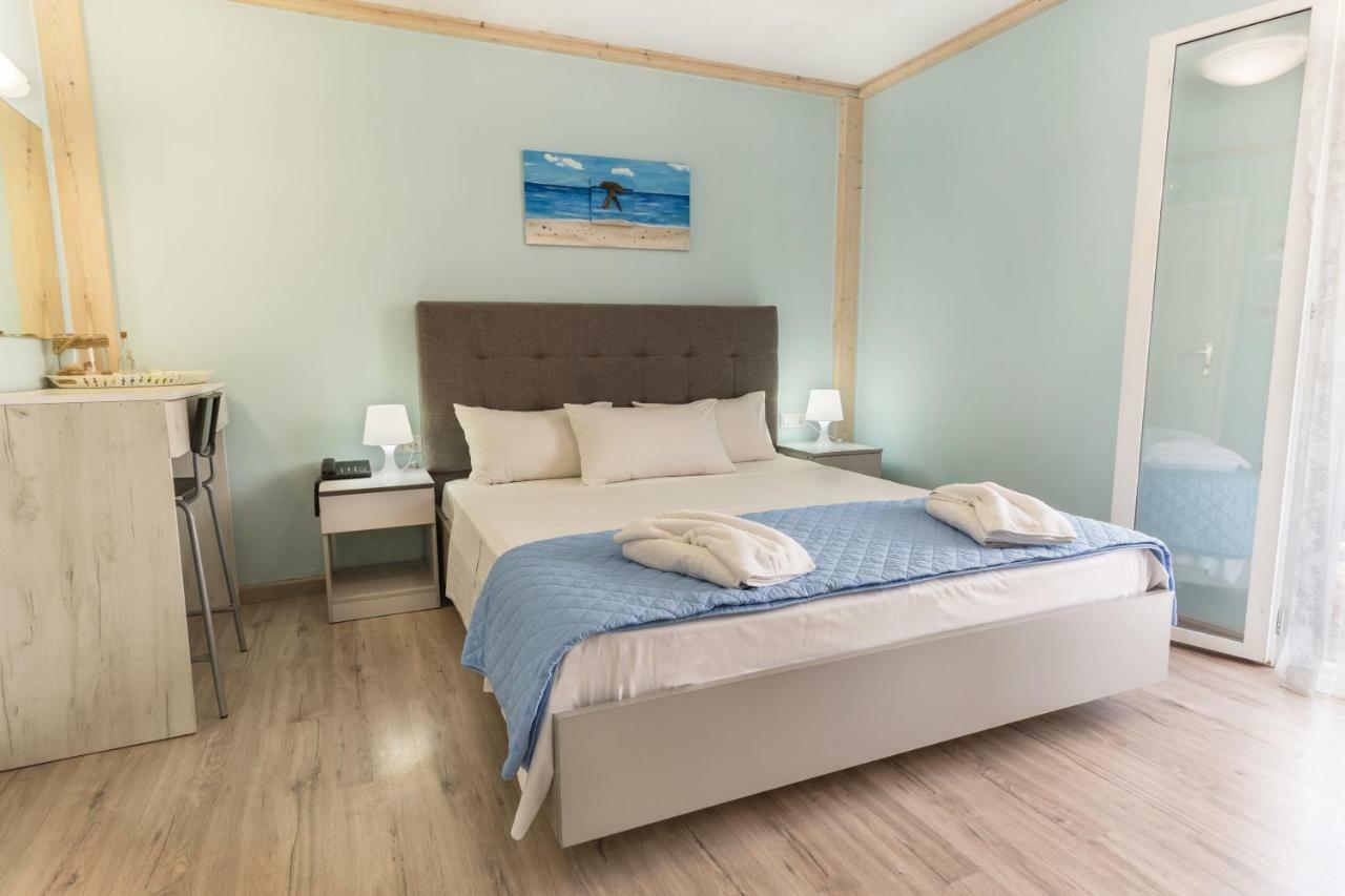 Sunrise Suites คาโตดารัตโซ ภายนอก รูปภาพ